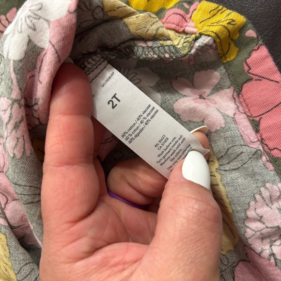 Child of Mine Floral Top and Legging Set | 2T - Picture 6 of 8